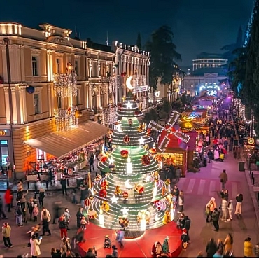 Trenli Tiflis Noel Turu